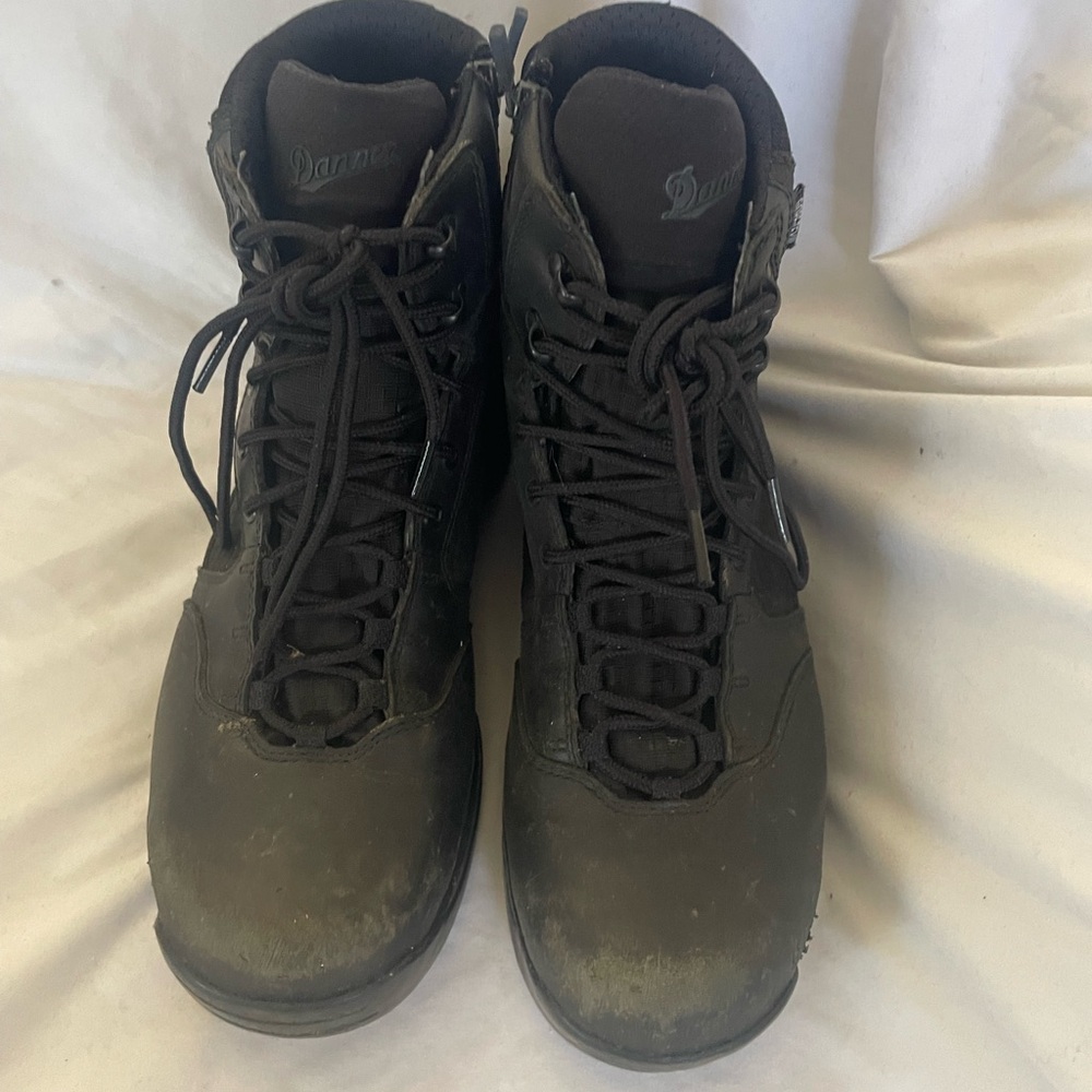 Danner men’s boots 10.5